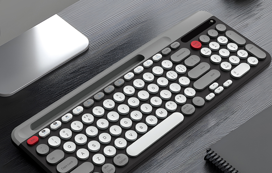 Wireless thin film keyboard